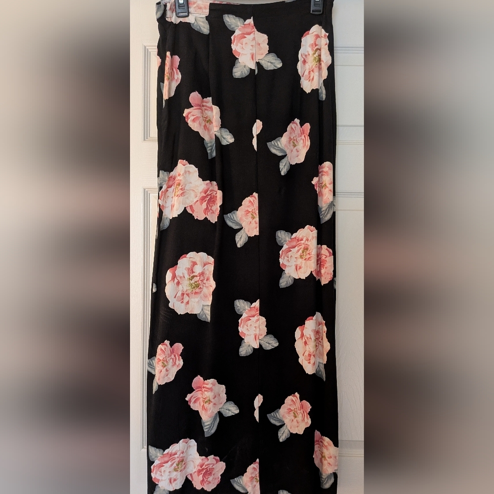 Forever 21 Black Maxi Skirt with Pink Floral Design - Size Large